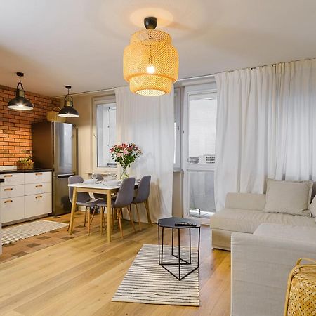 ורשה P&O Apartments Hawajska מראה חיצוני תמונה